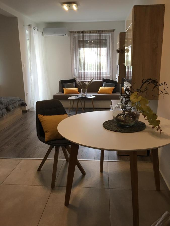 Home Apartment Sopron Exterior foto
